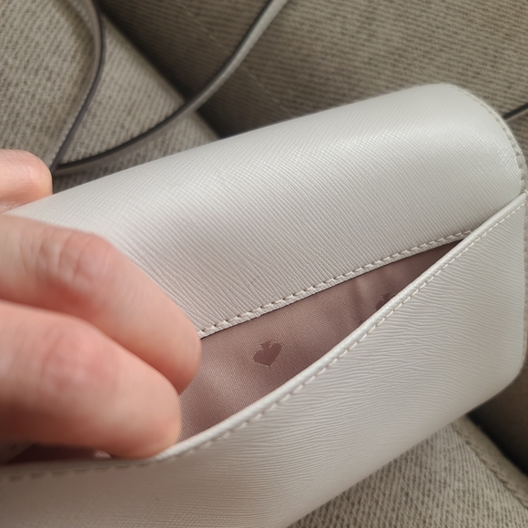 Kate Spade Madison Saffiano Leather Small Flap Crossbody Meringue - Picture 6 of 8